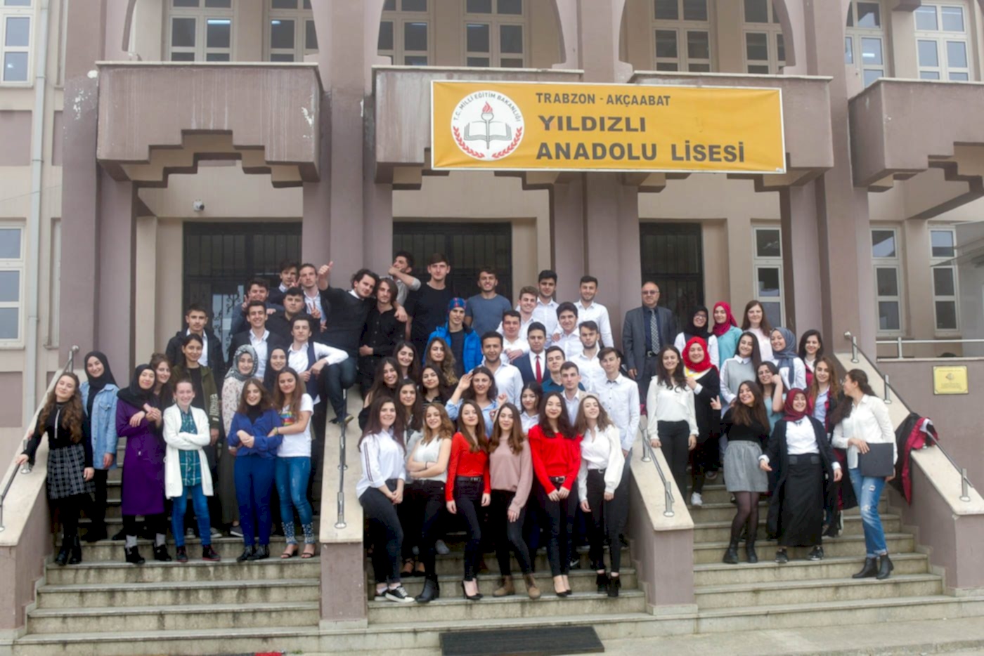Yıldızlı Anadolu Lisesi, Mezuniyet, Trabzon, Stüdyo Girne